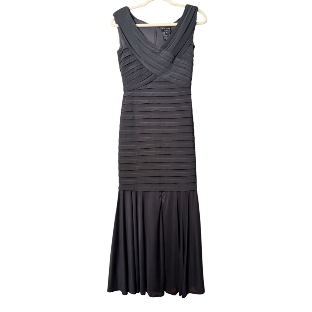 Xscape Joanna Chen sleeveless black evening gown bandage-style bodice mermaid 4 - Picture 7 of 8